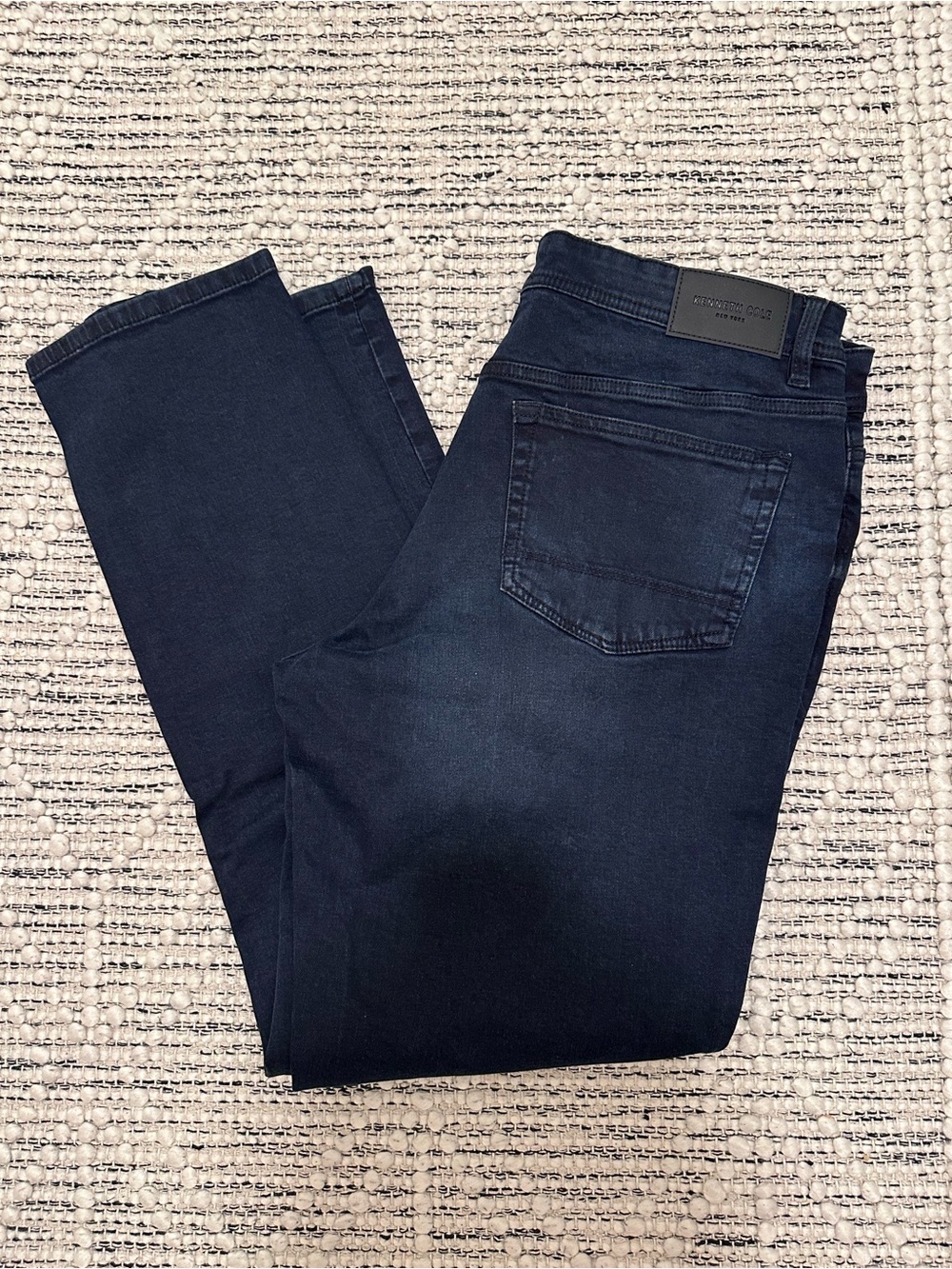 Kenneth Cole Men’s Athletic Fit Dark Navy Jeans 34x32 - Picture 2 of 7